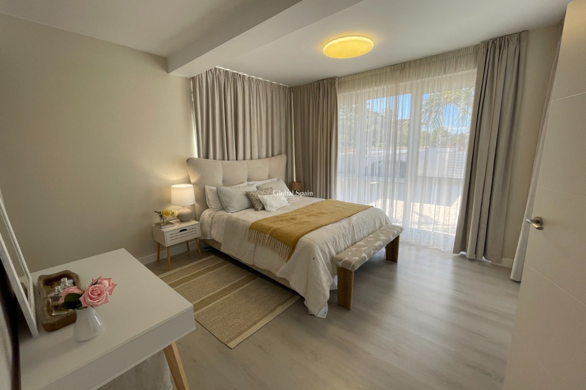 Venta - VILLA -
ORIHUELA - Inland