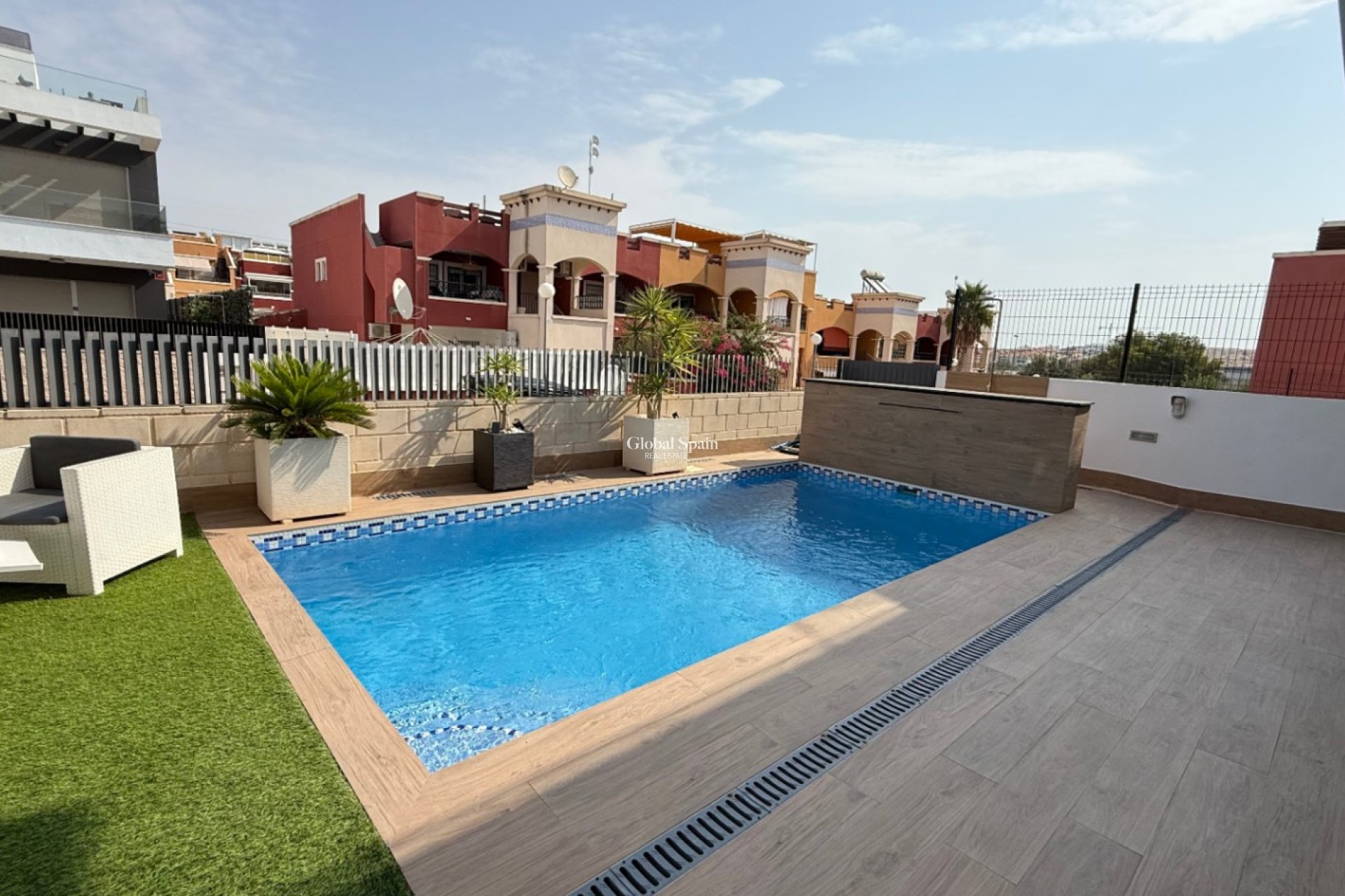 Venta - VILLA -
ORIHUELA - Inland