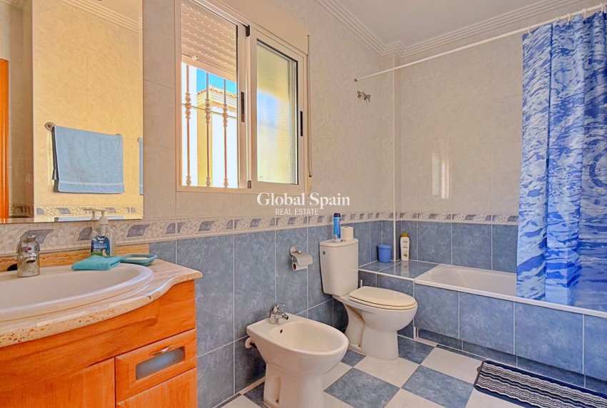 Venta - VILLA -
ORIHUELA - Inland