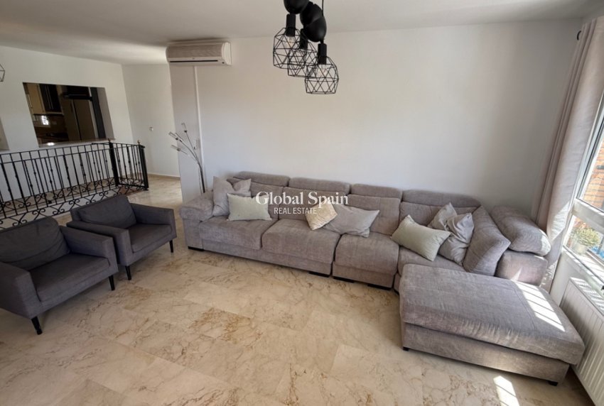 Venta - VILLA -
ORIHUELA - Inland