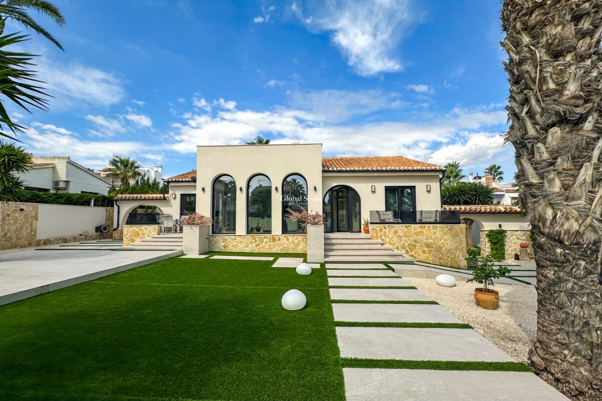 Venta - VILLA -
ORIHUELA - Inland