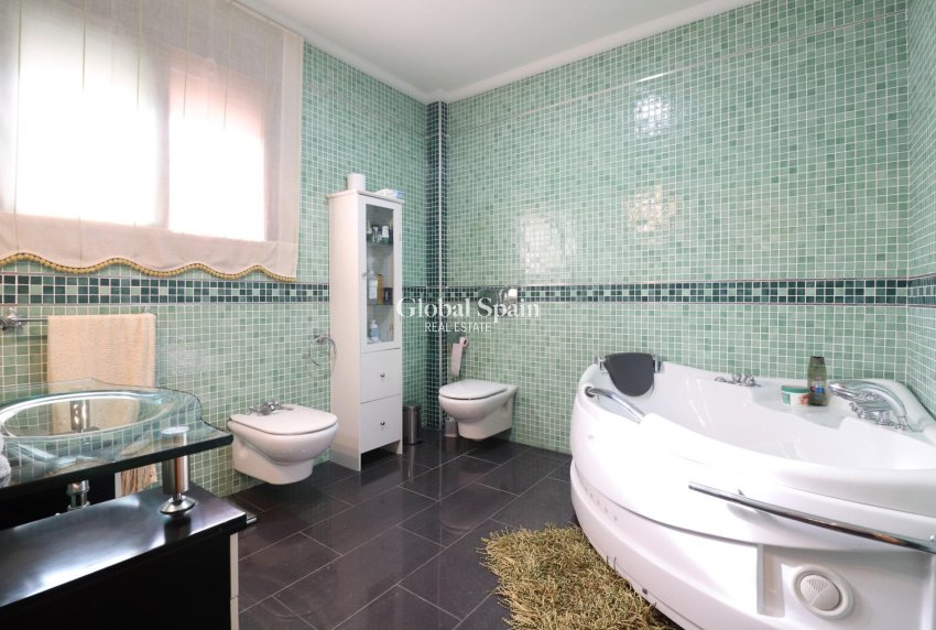 Venta - VILLA -
ORIHUELA - La Campaneta