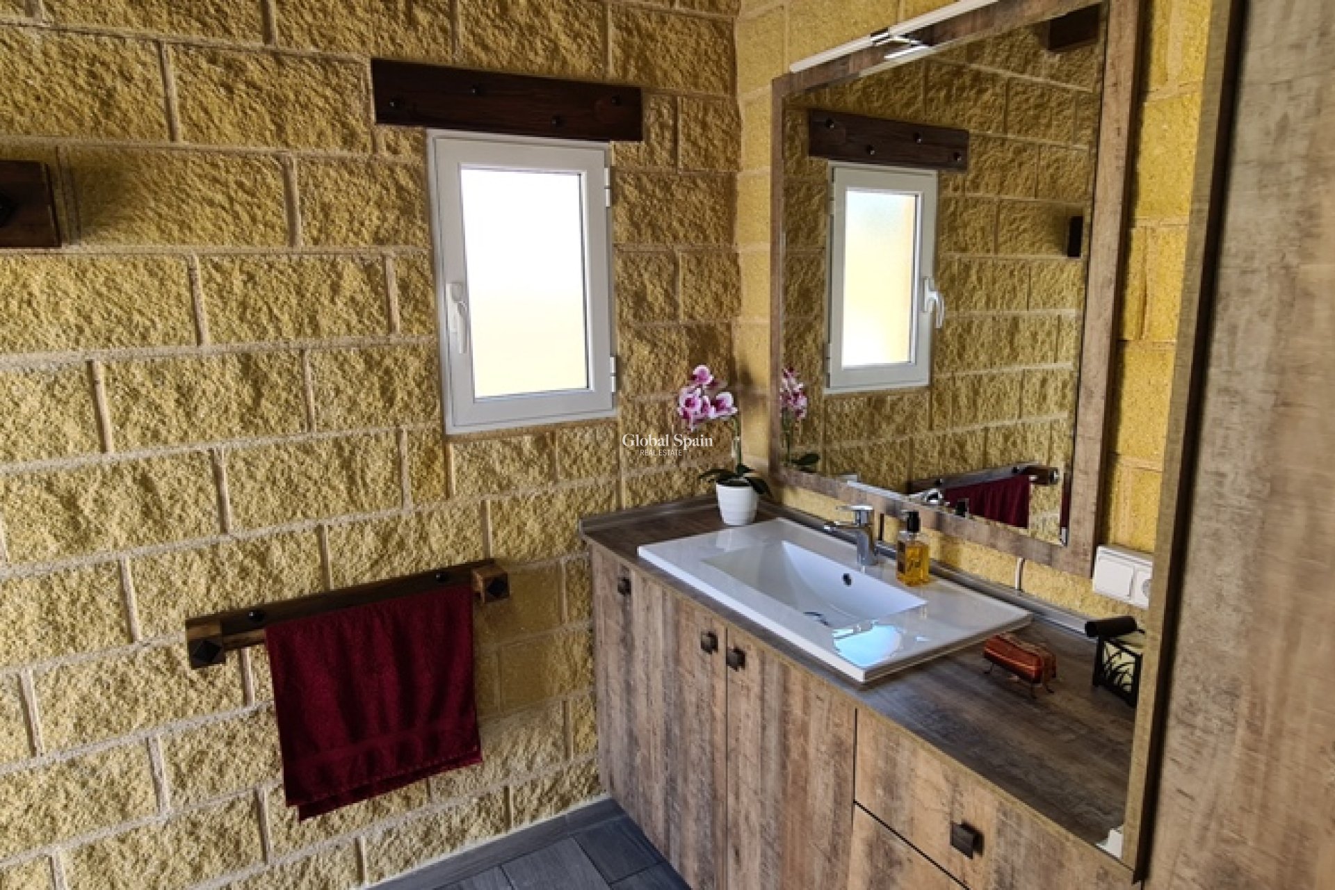 Venta - Villa -
ORIHUELA - La Matanza