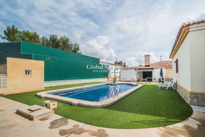 Venta - VILLA -
ORIHUELA - La Matanza
