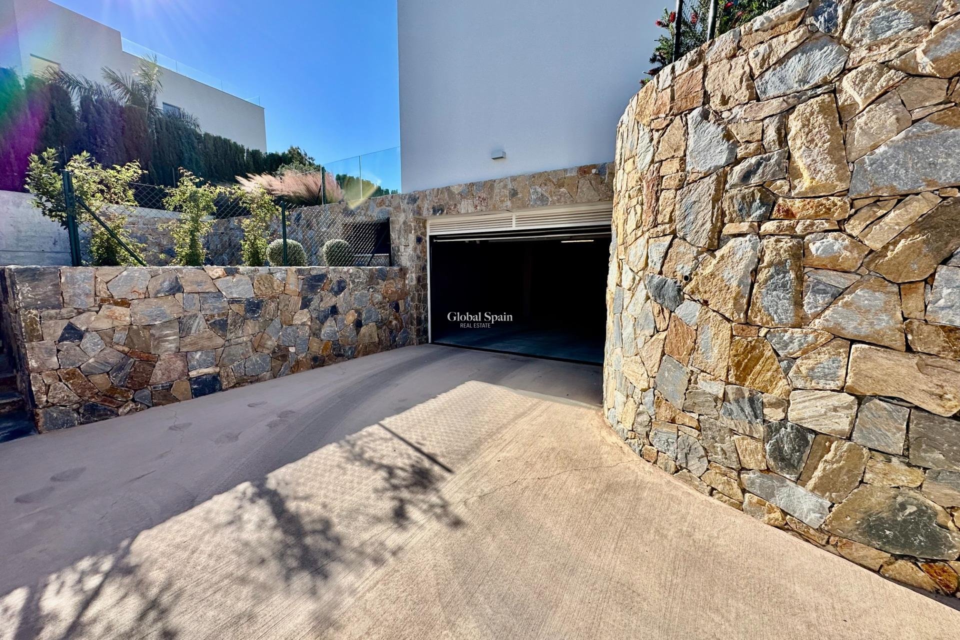 Venta - VILLA -
ORIHUELA - LAS COLINAS GOLF RESORT