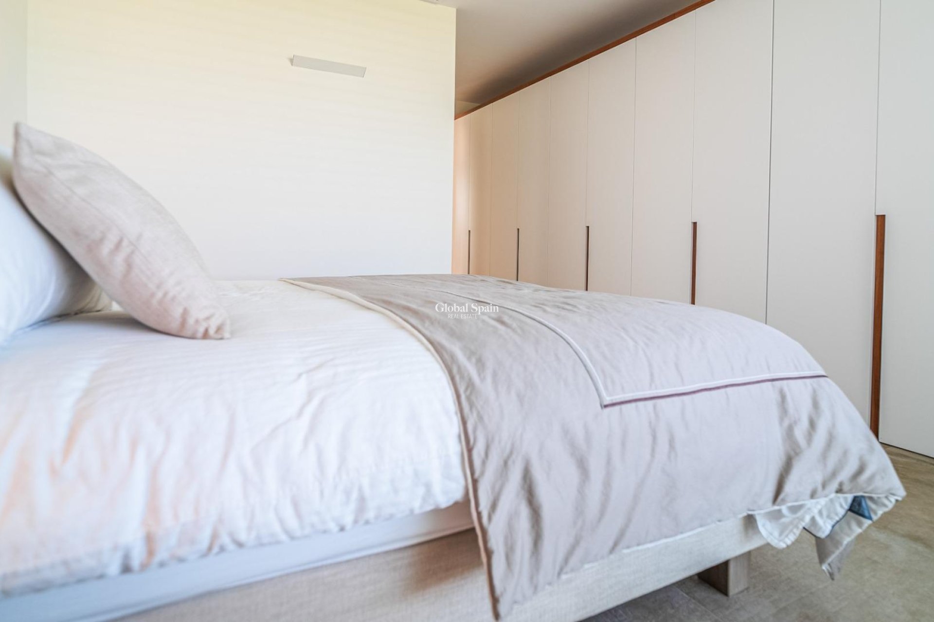 Venta - VILLA -
ORIHUELA - LAS COLINAS GOLF RESORT