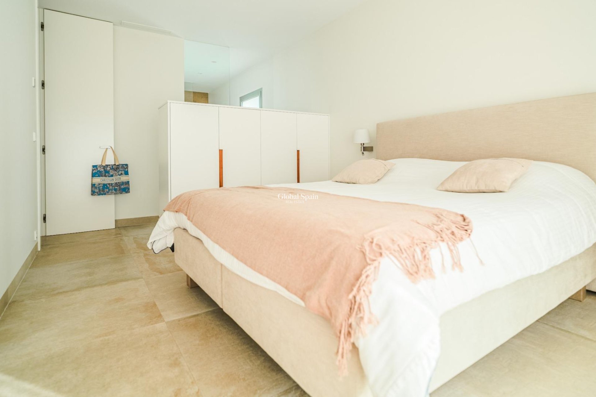 Venta - VILLA -
ORIHUELA - LAS COLINAS GOLF RESORT