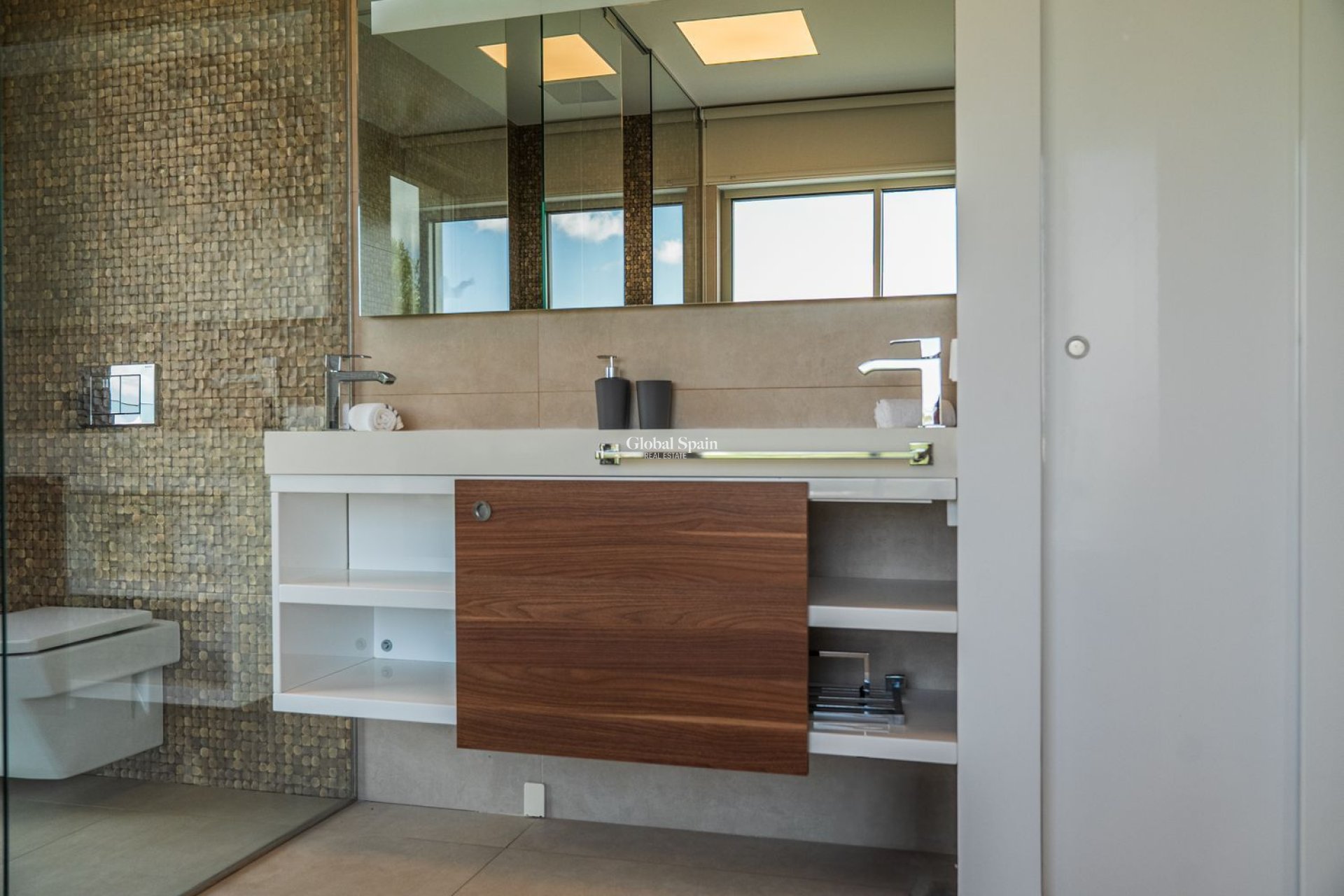 Venta - VILLA -
ORIHUELA - LAS COLINAS GOLF RESORT