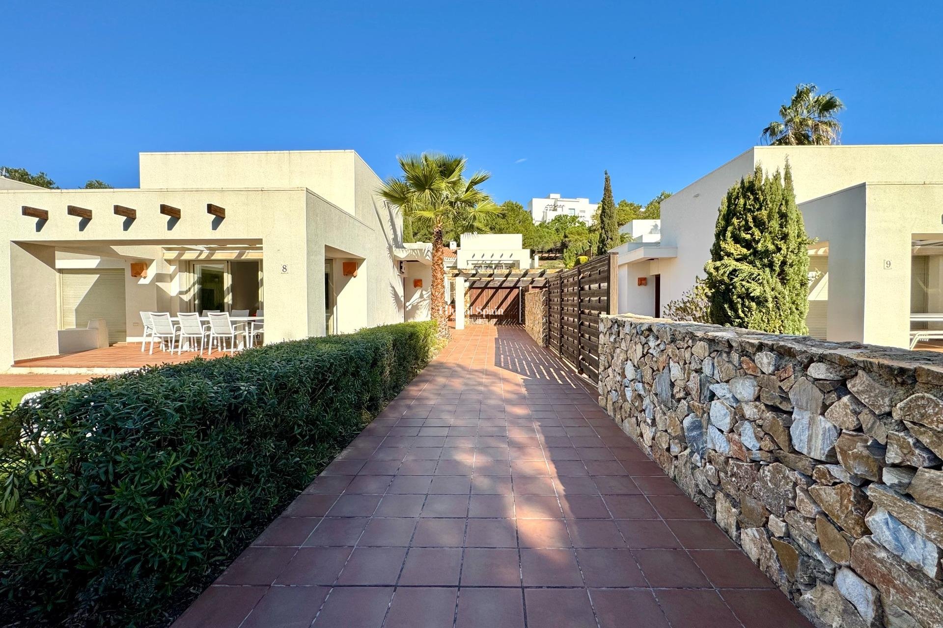 Venta - VILLA -
ORIHUELA - LAS COLINAS GOLF RESORT