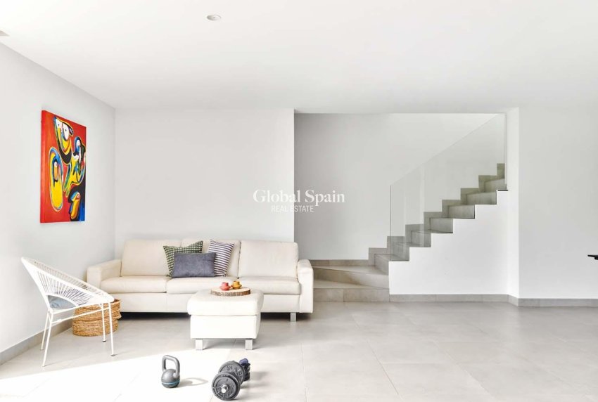 Venta - VILLA -
ORIHUELA - LAS COLINAS GOLF RESORT