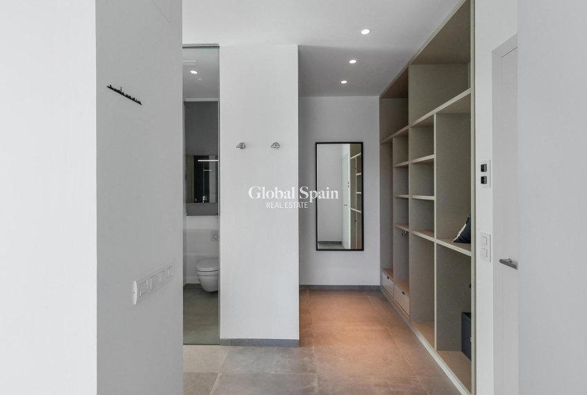 Venta - VILLA -
ORIHUELA - LAS COLINAS GOLF RESORT