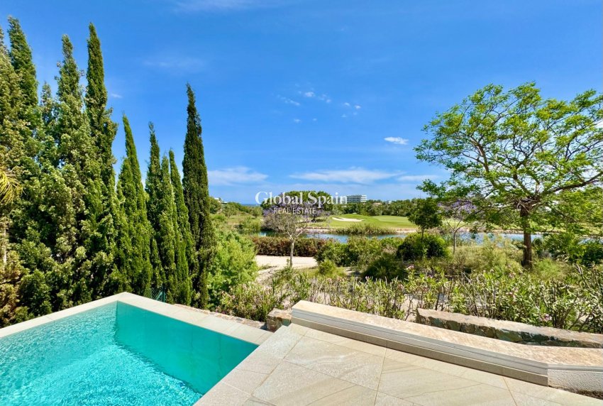 Venta - VILLA -
ORIHUELA - LAS COLINAS GOLF RESORT