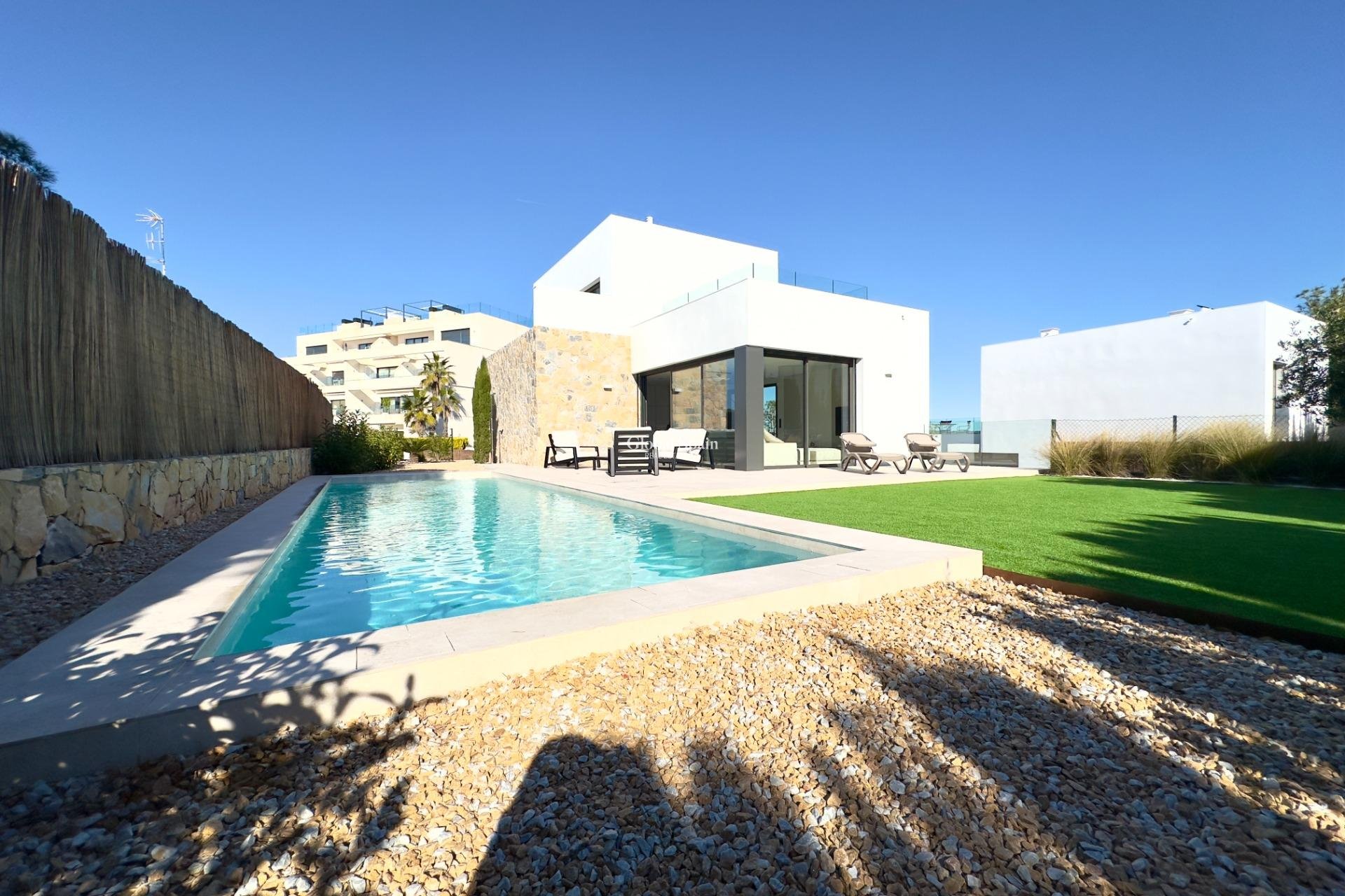 Venta - VILLA -
ORIHUELA - Las Colinas Golf