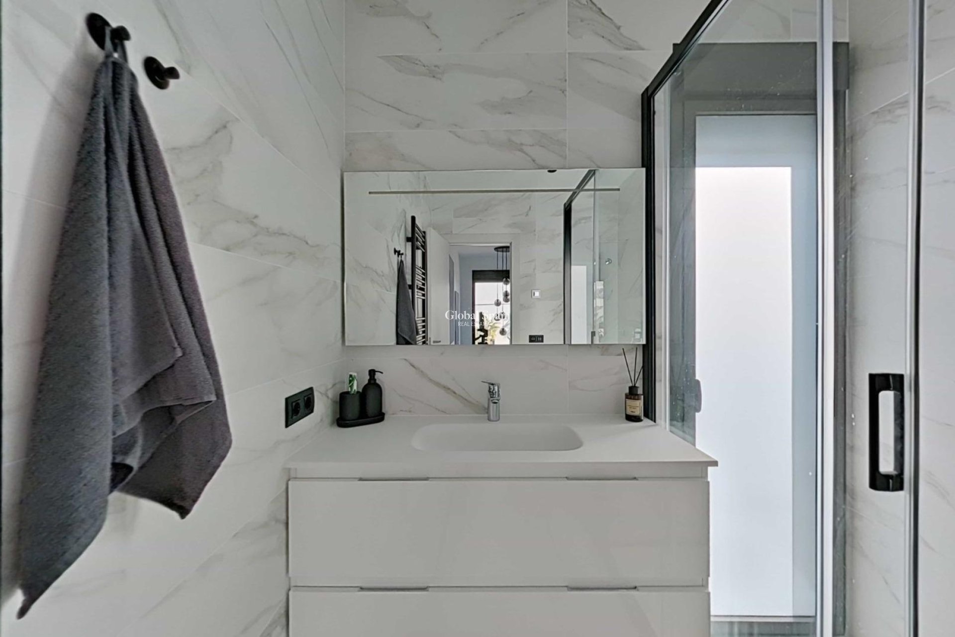 Venta - VILLA -
ORIHUELA - Las Colinas Golf