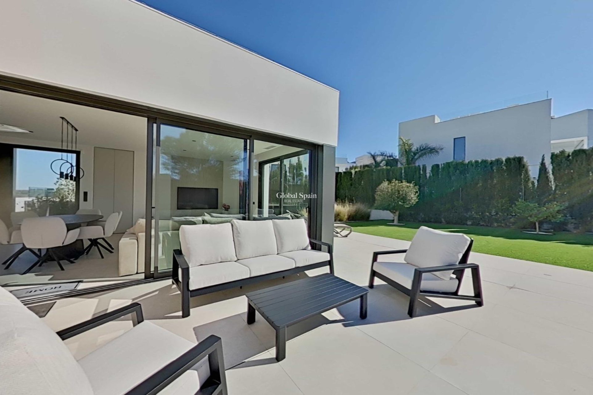 Venta - VILLA -
ORIHUELA - Las Colinas Golf