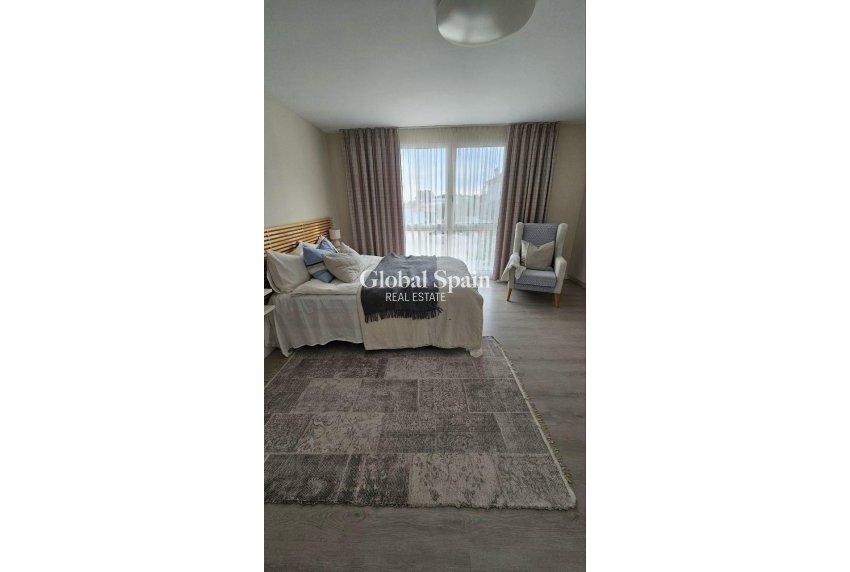 Venta - VILLA -
ORIHUELA - Urb. Montepinar