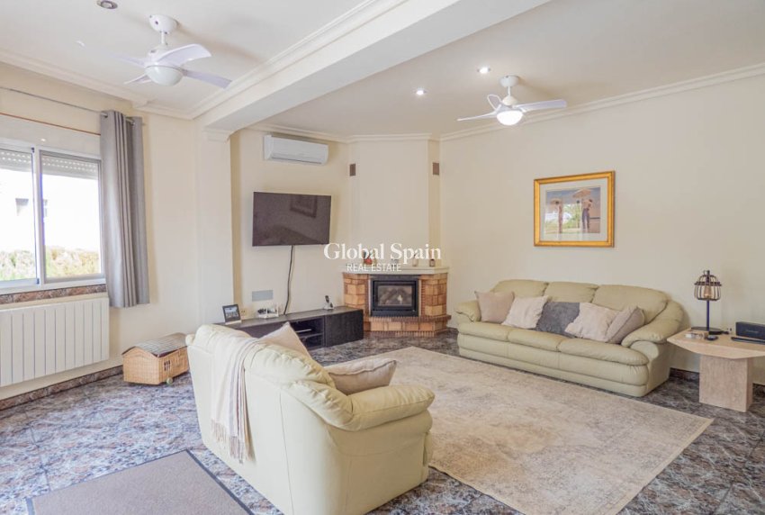 Venta - VILLA -
ORIHUELA - 