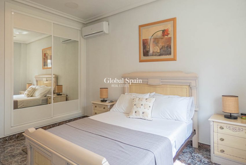 Venta - VILLA -
ORIHUELA - 