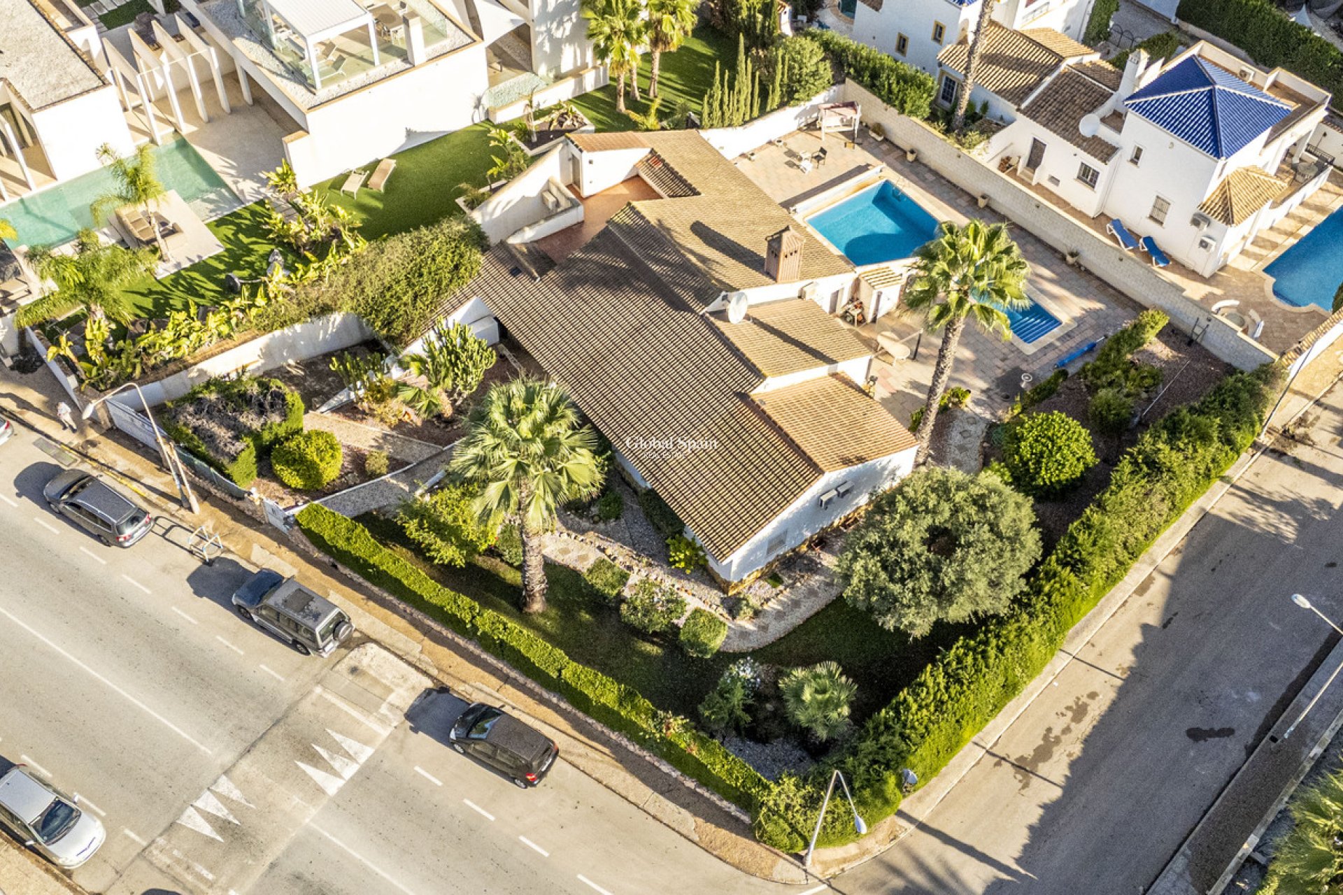 Venta - VILLA -
ORIHUELA