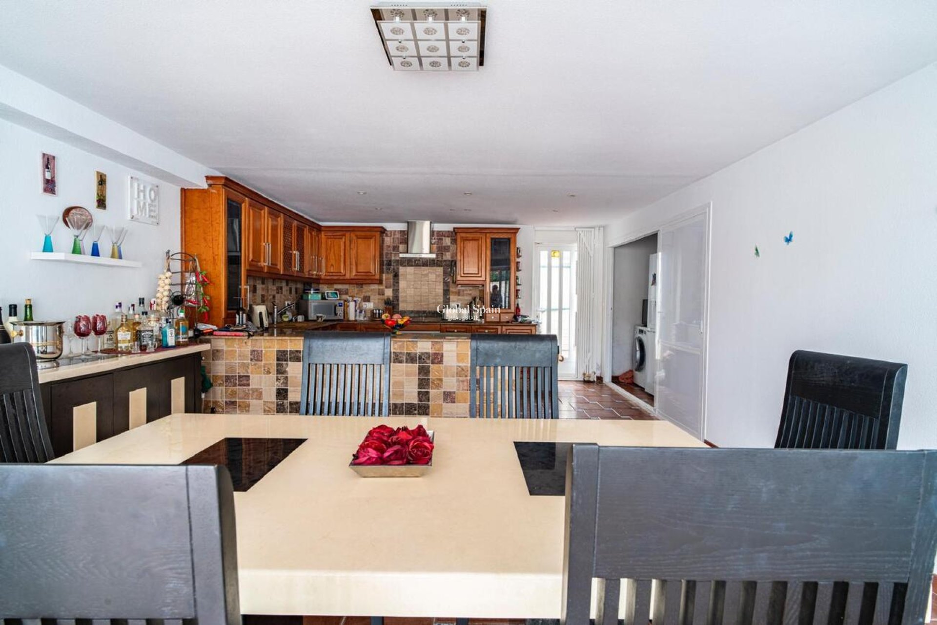 Venta - VILLA -
ORIHUELA