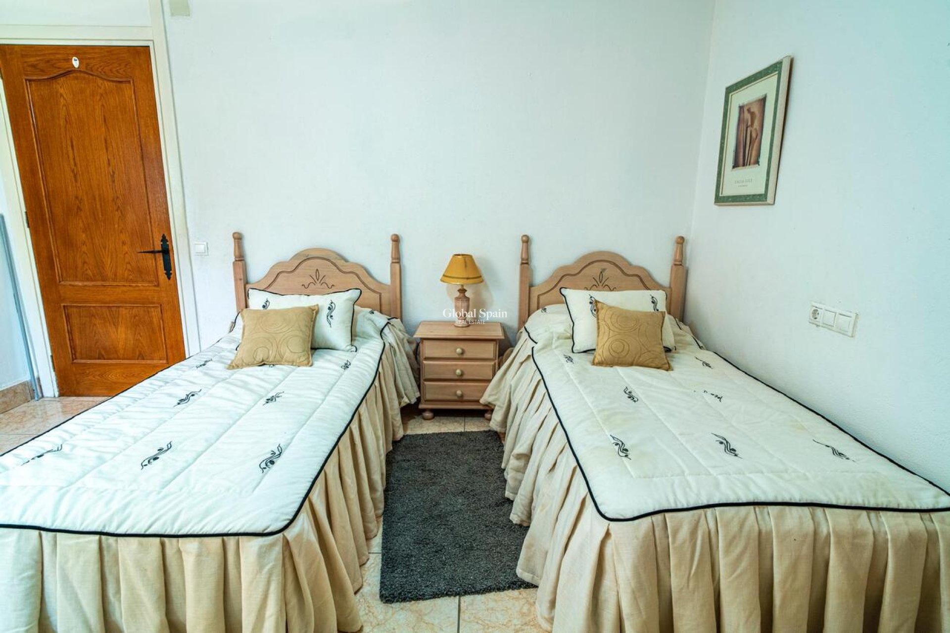 Venta - VILLA -
ORIHUELA