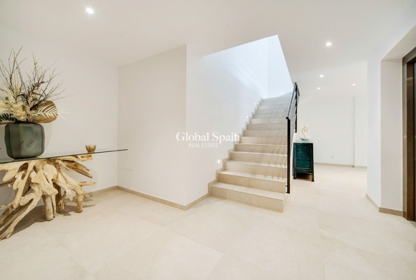 Venta - VILLA -
PALMA - Son Vida