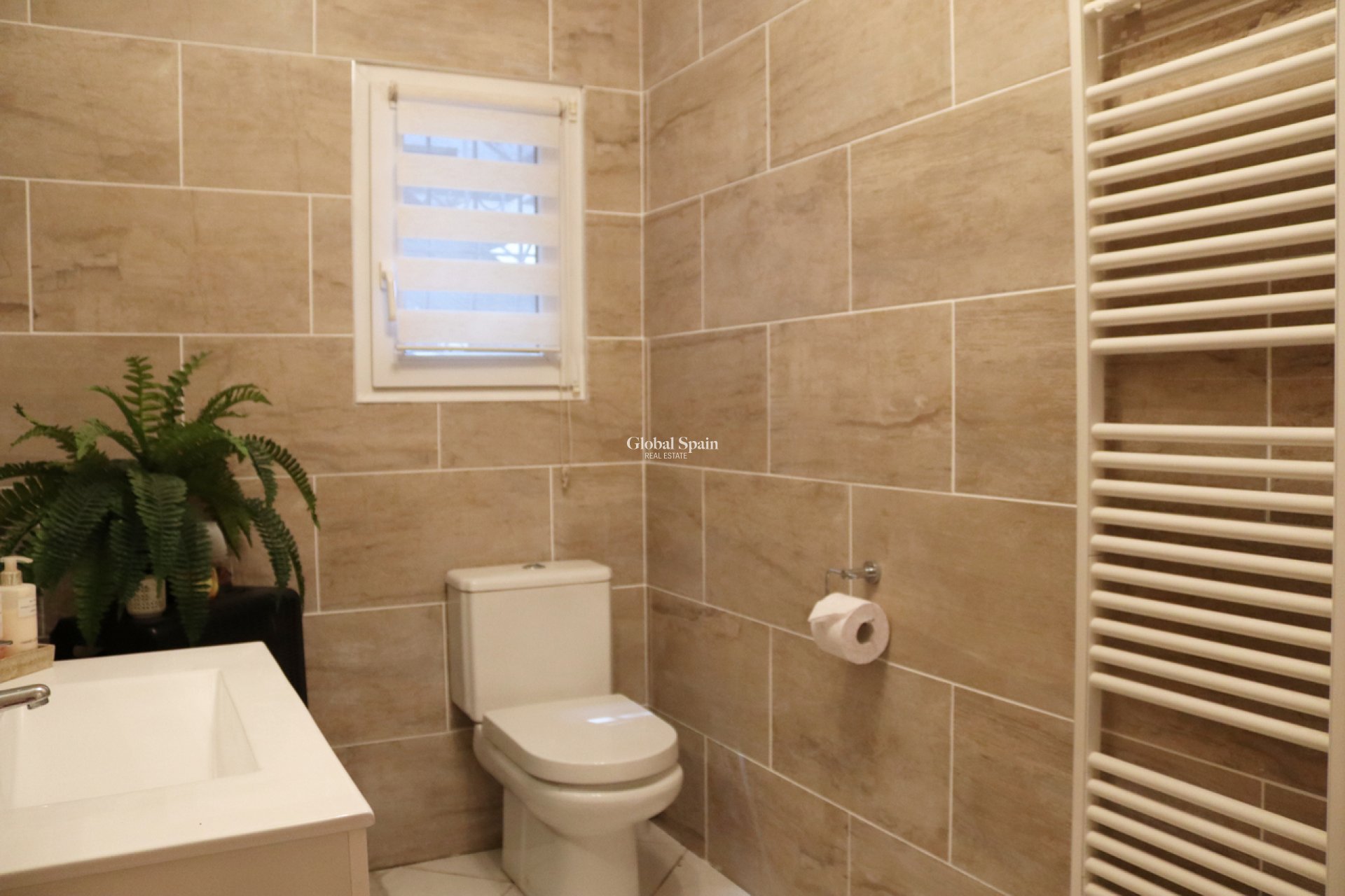 Venta - VILLA -
PARCENT - Inland