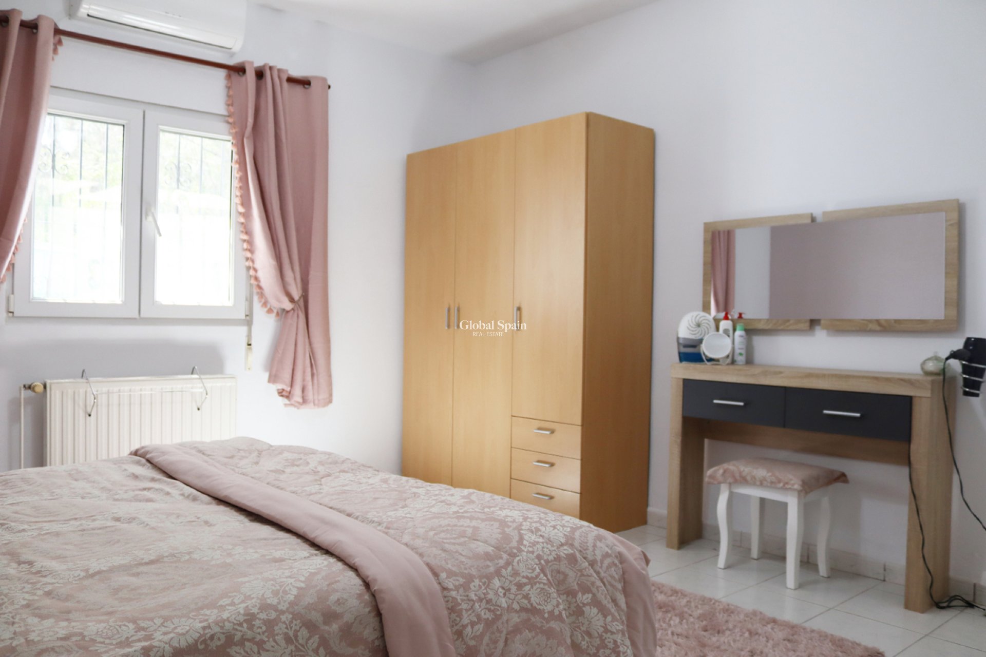 Venta - VILLA -
PARCENT - Inland