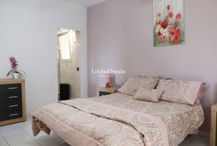Venta - VILLA -
PARCENT - Inland