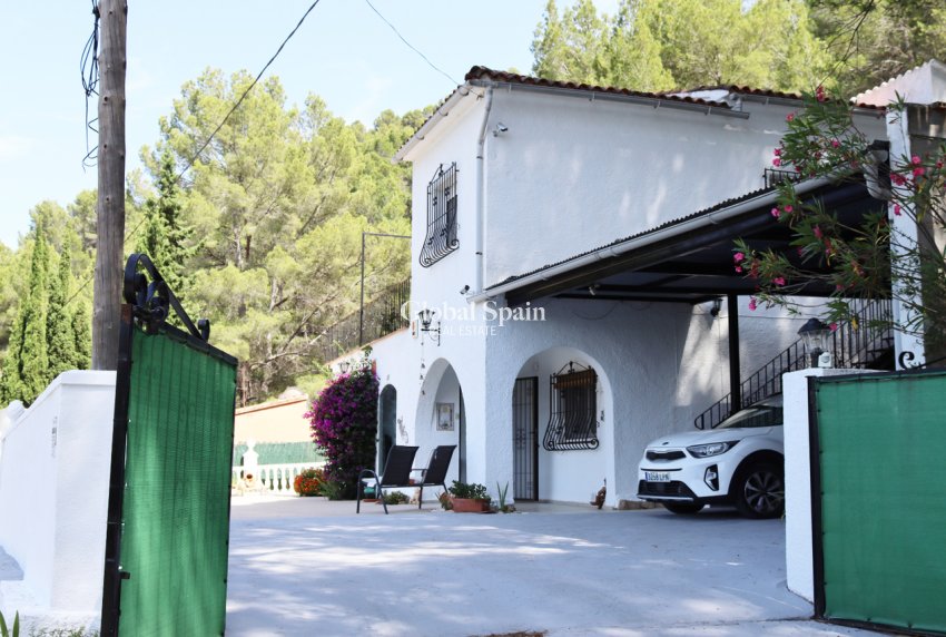Venta - VILLA -
PARCENT - Inland