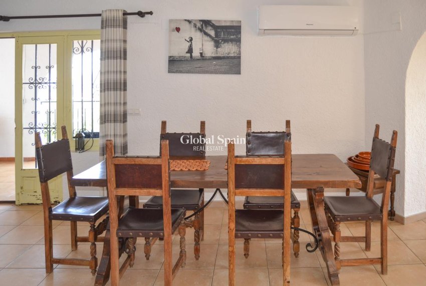 Venta - VILLA -
PEDREGUER - Inland