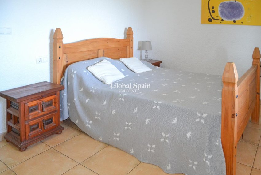 Venta - VILLA -
PEDREGUER - Inland