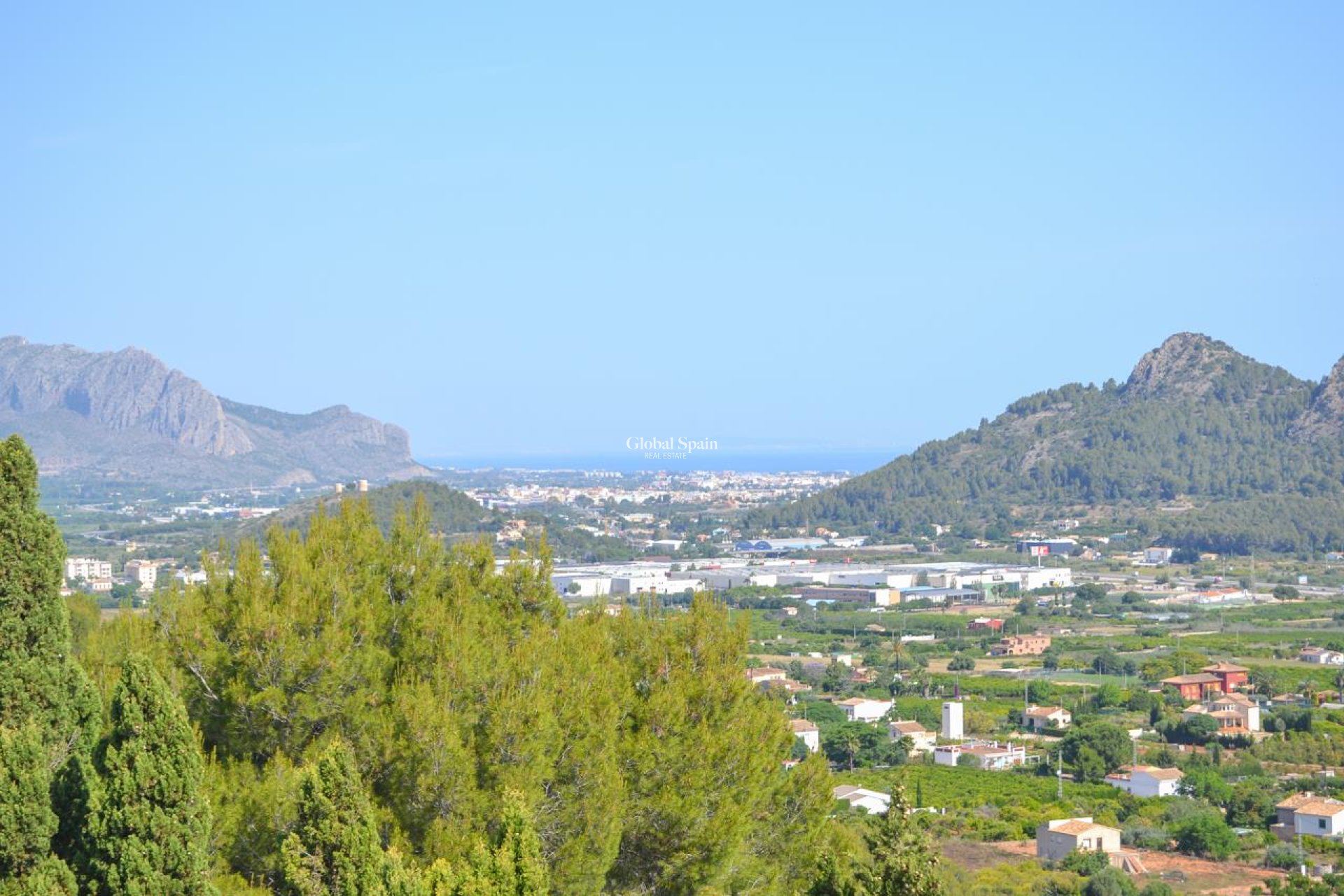 Venta - VILLA -
PEDREGUER - Inland