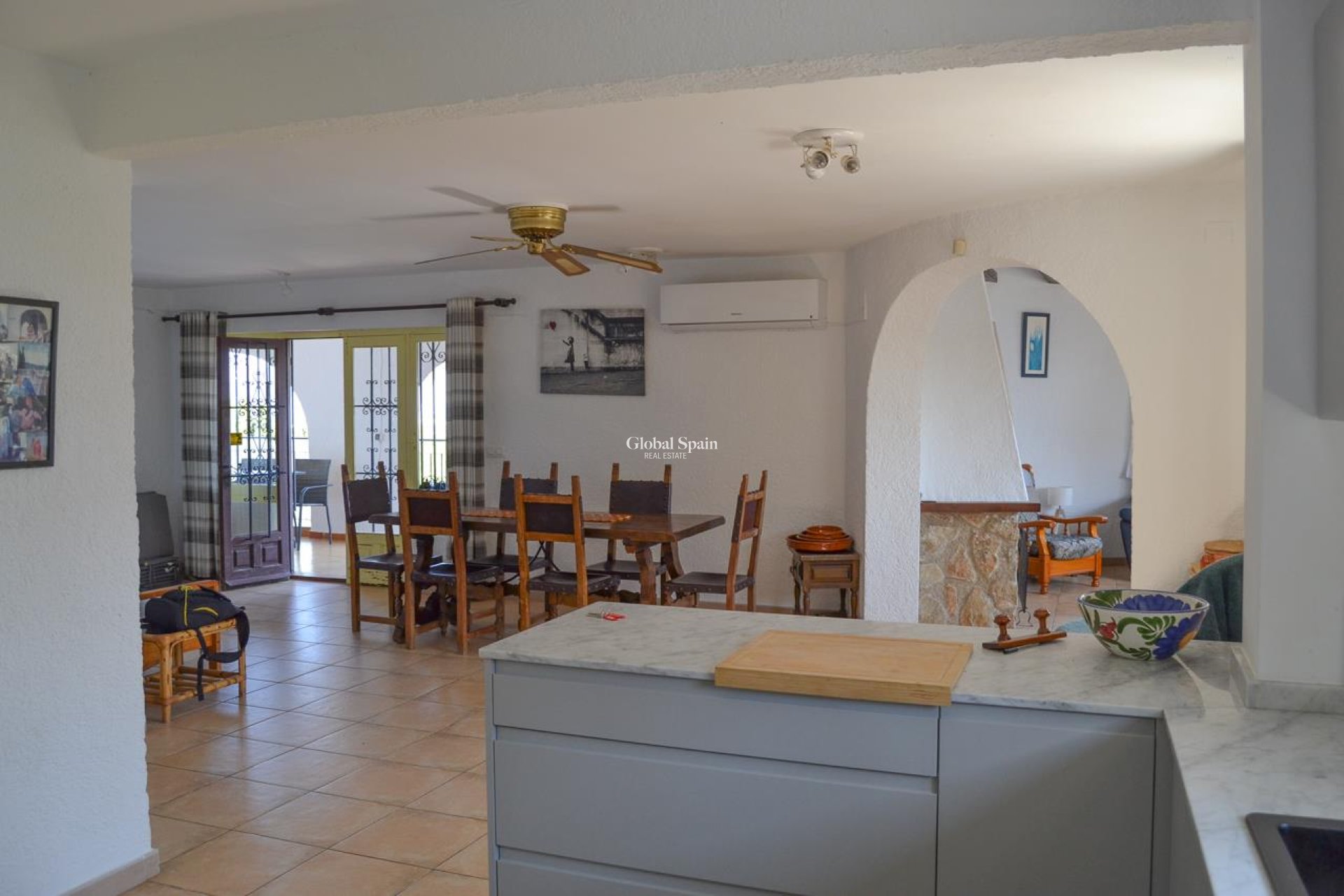Venta - VILLA -
PEDREGUER - Inland