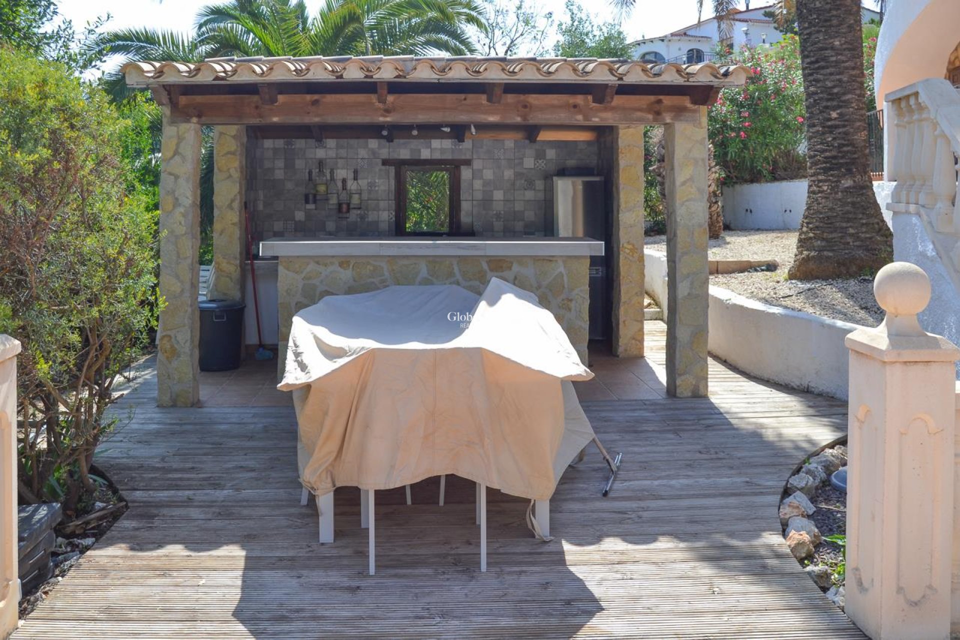 Venta - VILLA -
PEDREGUER - Inland