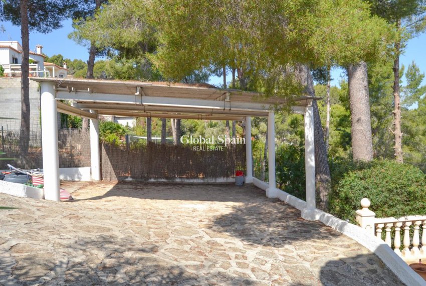 Venta - VILLA -
PEDREGUER - Inland