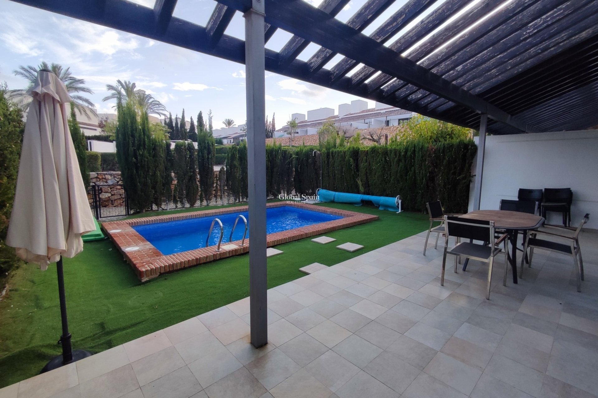 Venta - VILLA -
PERALEJA GOLF - Inland