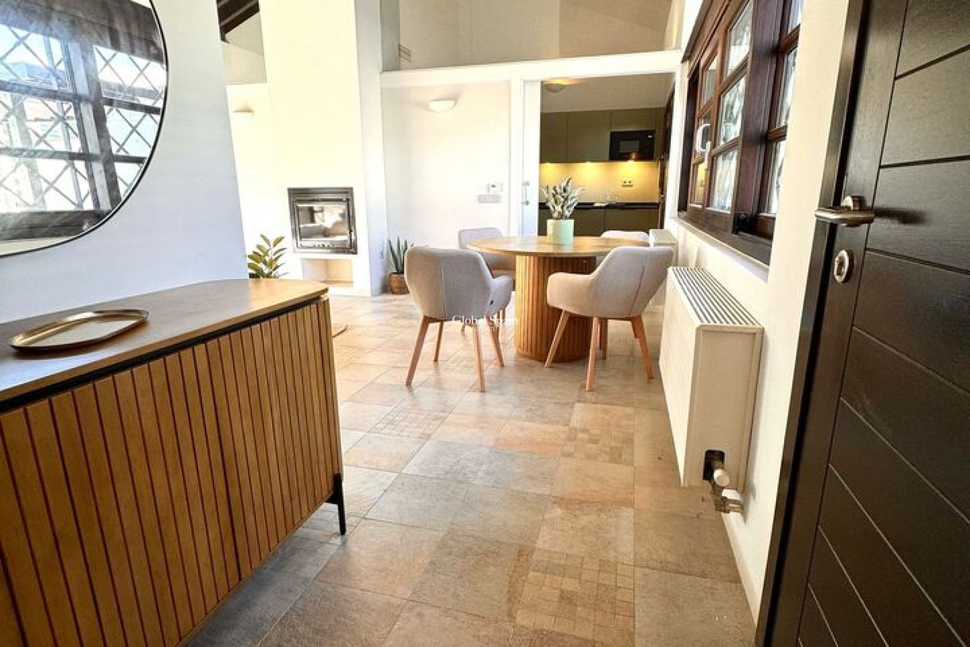 Venta - VILLA -
PERALEJA GOLF - Inland