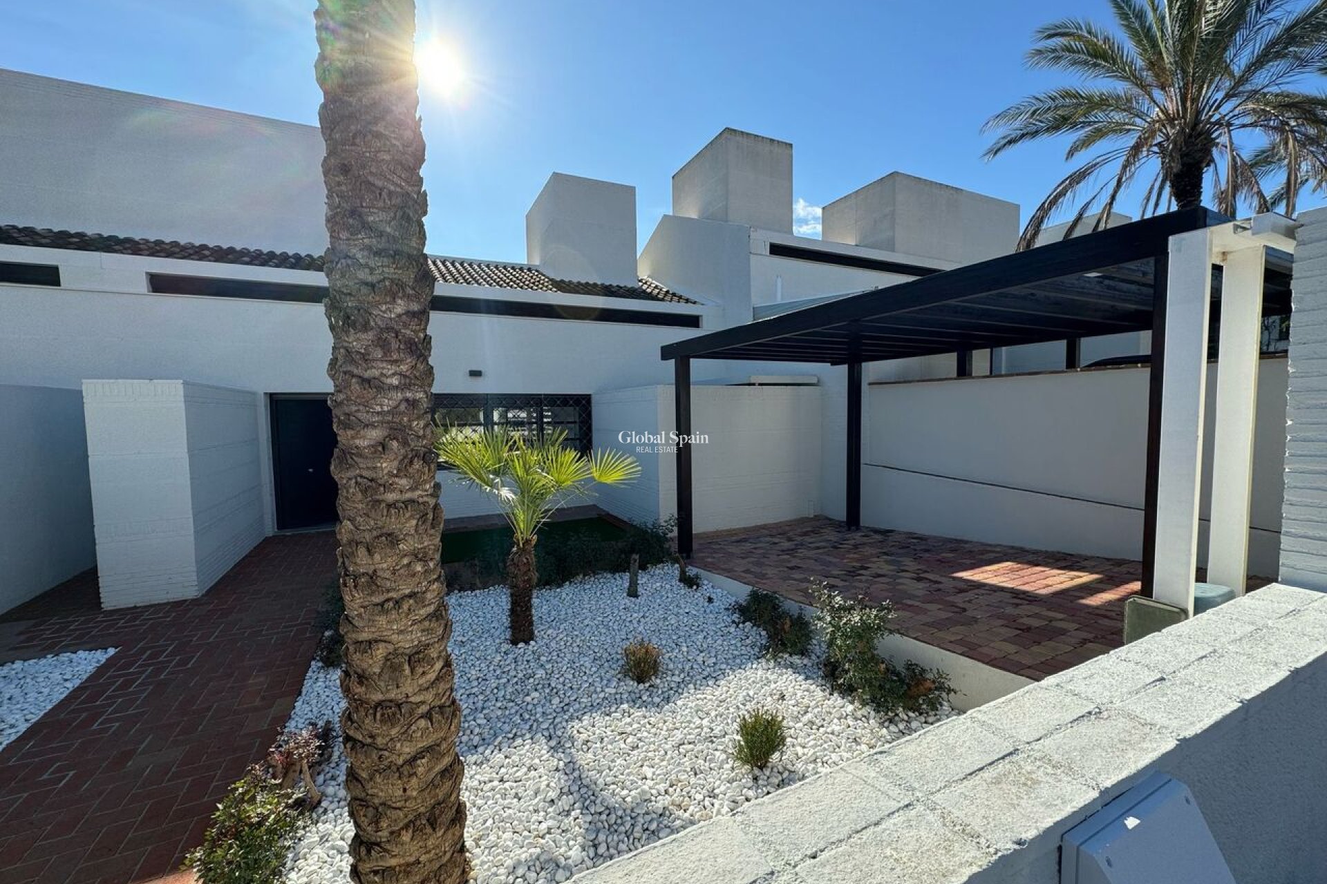 Venta - VILLA -
PERALEJA GOLF - Inland