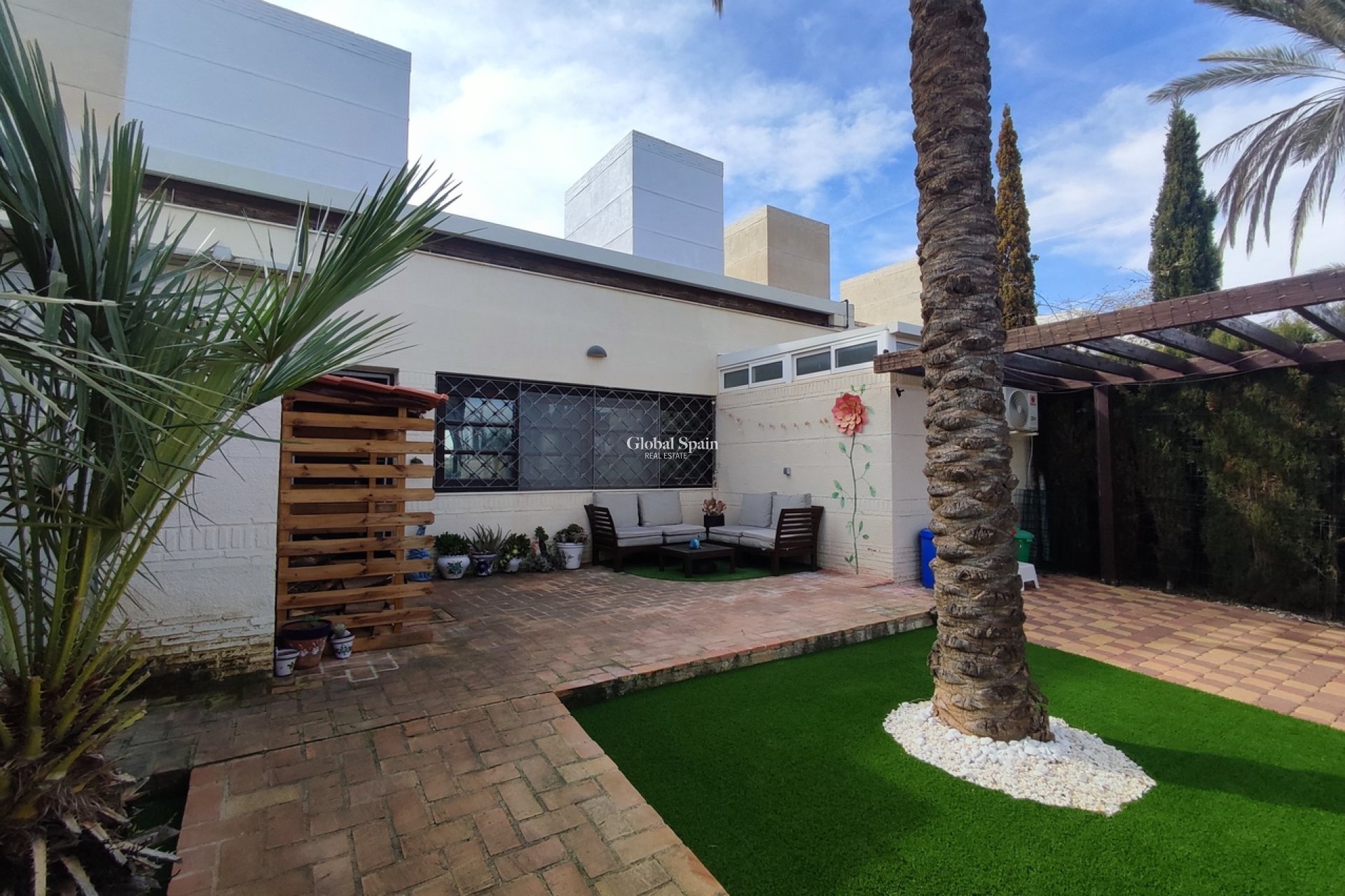 Venta - VILLA -
PERALEJA GOLF - Inland