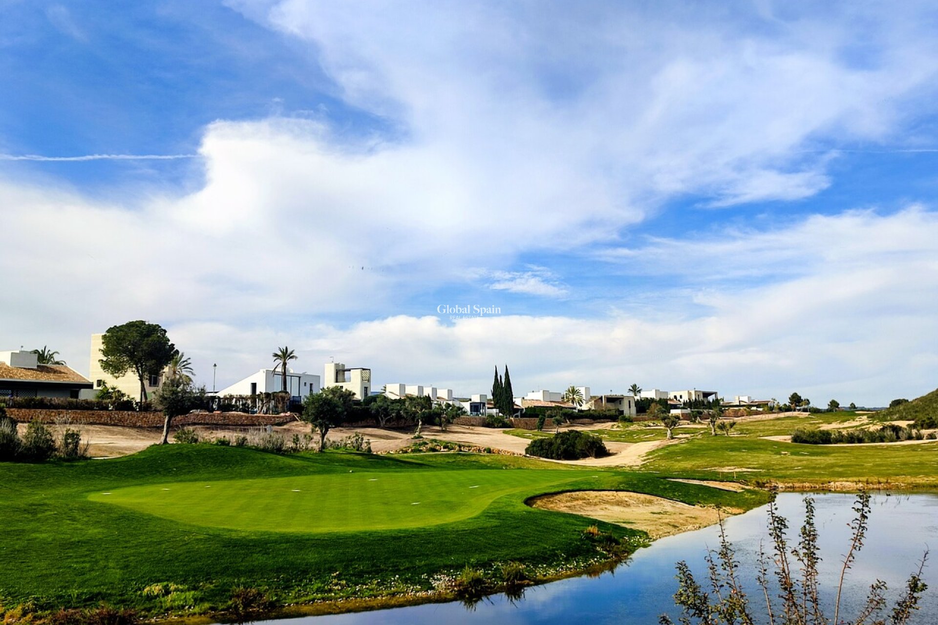 Venta - VILLA -
PERALEJA GOLF - Inland