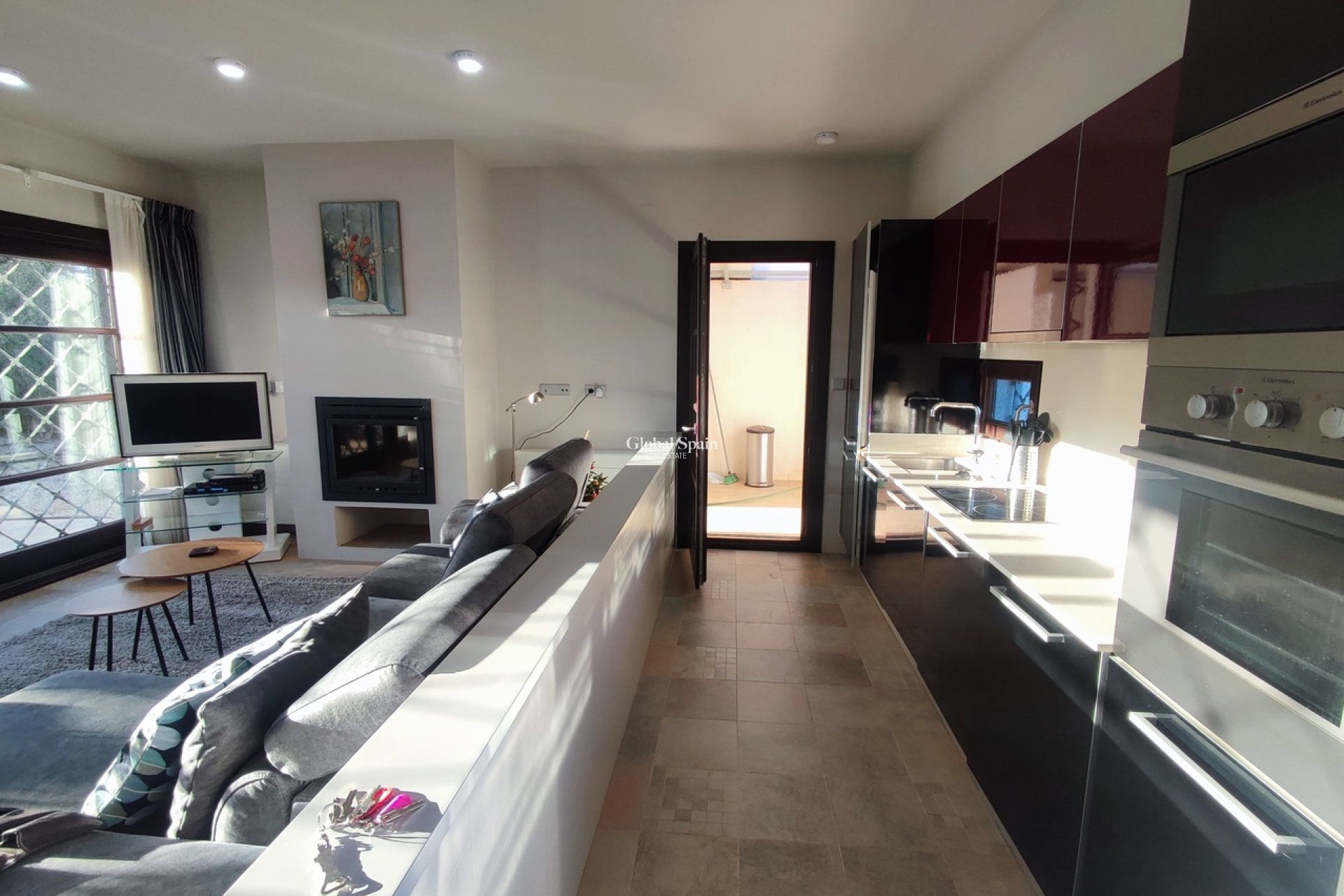 Venta - VILLA -
PERALEJA GOLF - Inland