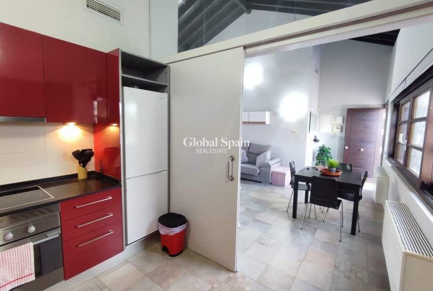 Venta - VILLA -
PERALEJA GOLF - Inland