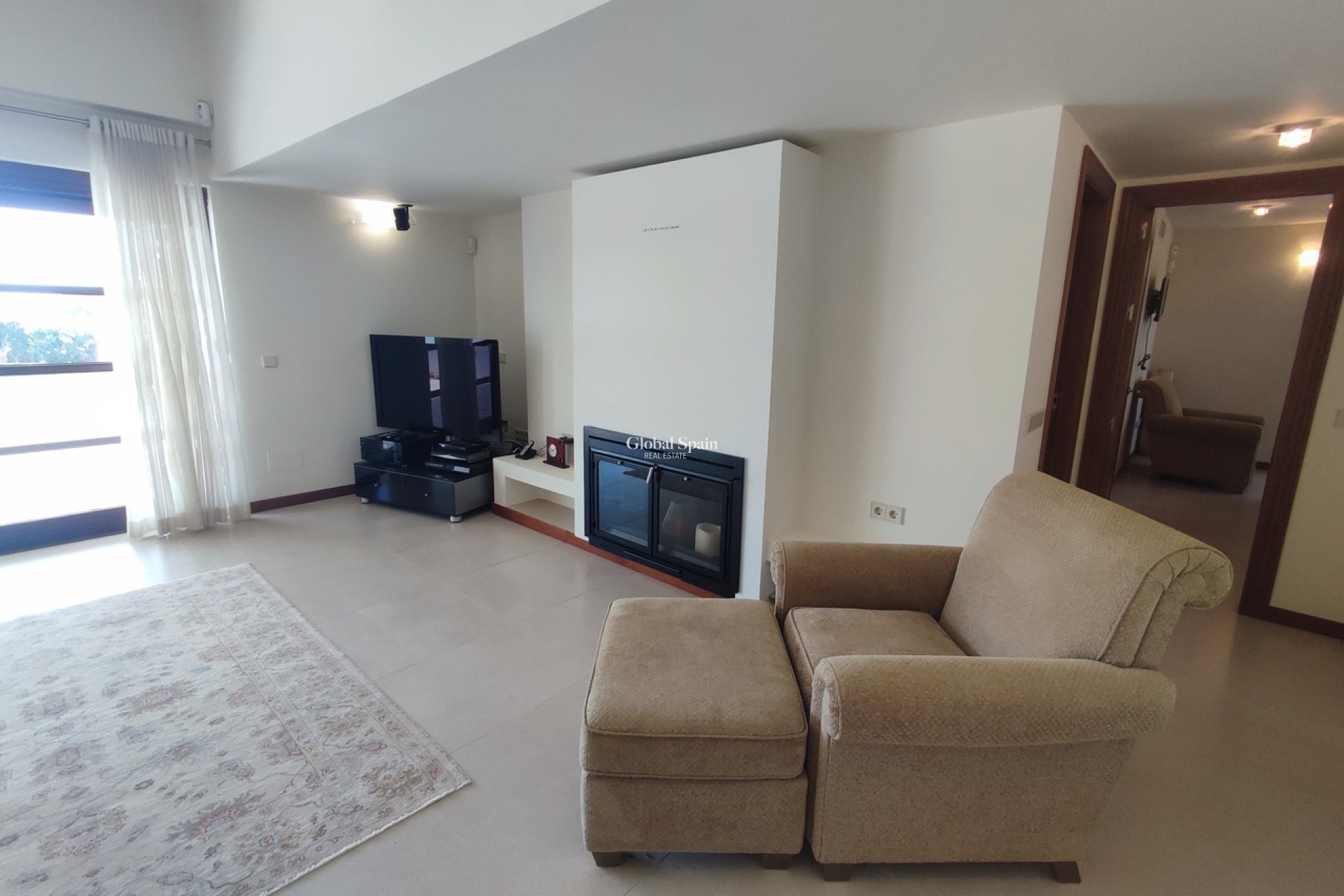 Venta - VILLA -
PERALEJA GOLF - Inland