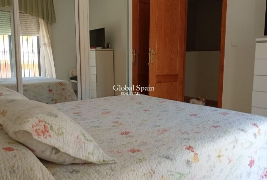 Venta - VILLA -
PILAR DE LA HORADADA - Costa Blanca