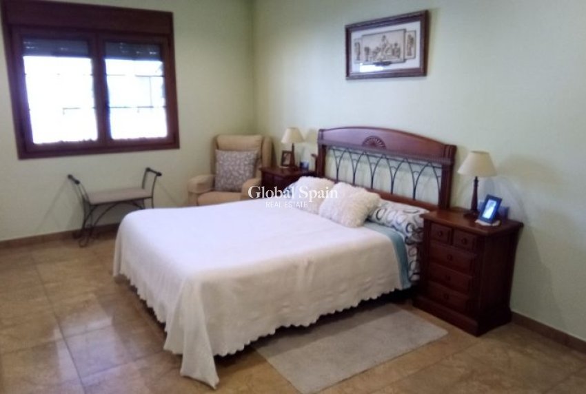 Venta - VILLA -
PILAR DE LA HORADADA - Costa Blanca