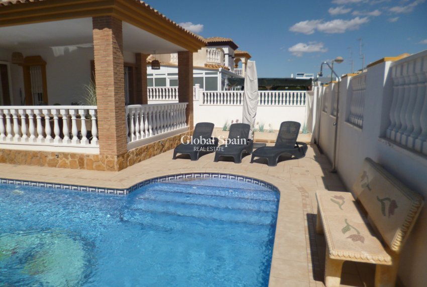 Venta - VILLA -
PILAR DE LA HORADADA - Costa Blanca