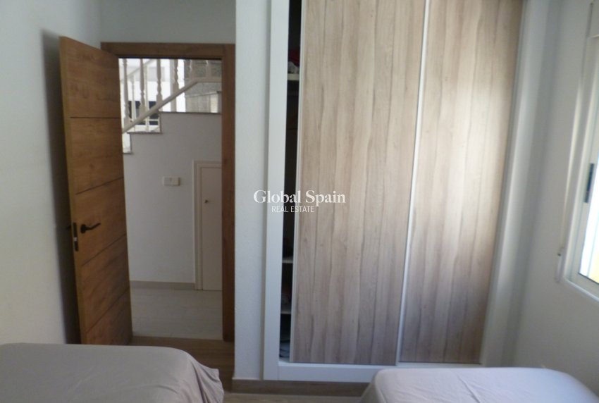 Venta - VILLA -
PILAR DE LA HORADADA - Costa Blanca