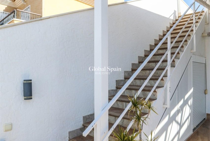 Venta - VILLA -
PILAR DE LA HORADADA - Costa Blanca