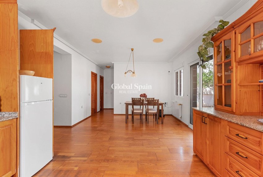 Venta - Villa -
PILAR DE LA HORADADA - La Torre de la Horadada